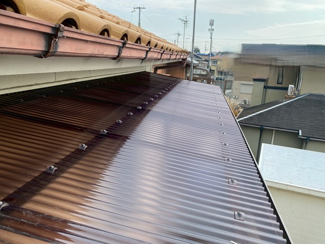 加古川市　T様　雹被害波板交換工事　施工写真